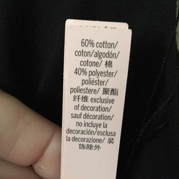 V.S. SZ. M TEASE SLEEP SHIRT NWT - Picture 6 of 8